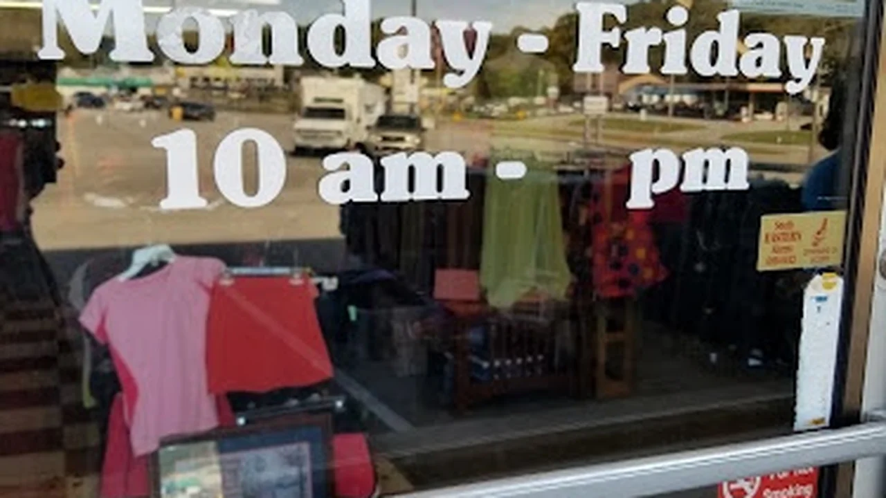 Consignment store in Harriman, Tennessee: Good As New Retail Resale Shop
