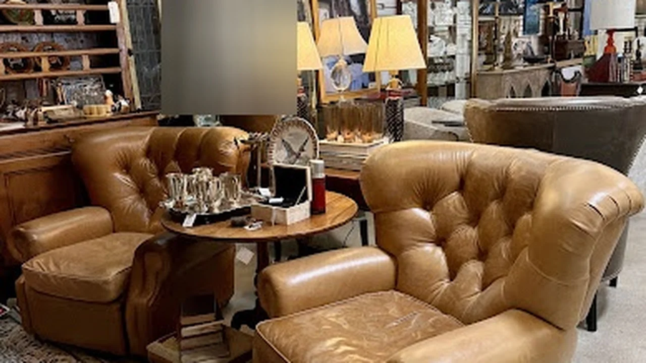 Consignment store in Costa Mesa, California: Good Buy James