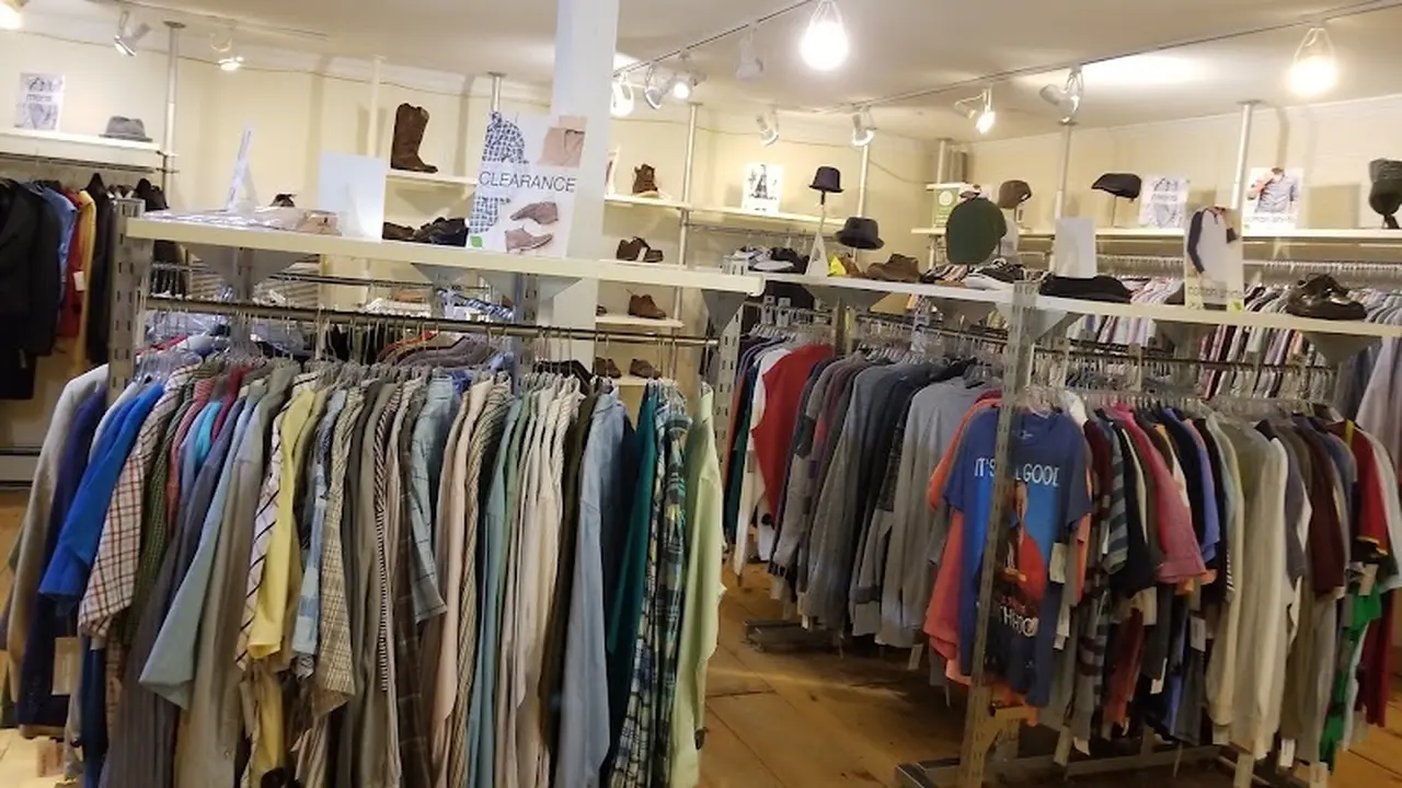 Consignment store in Princeton, New Jersey: Greene Street