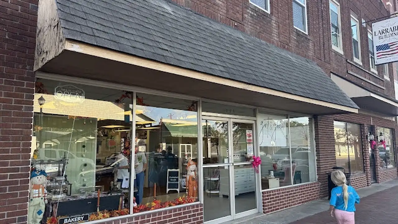 Consignment store in Glennville, Georgia: Grit & Grace