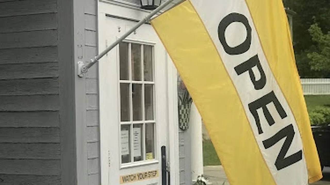 Consignment store in Hingham, Massachusetts: Guild Consignment Center