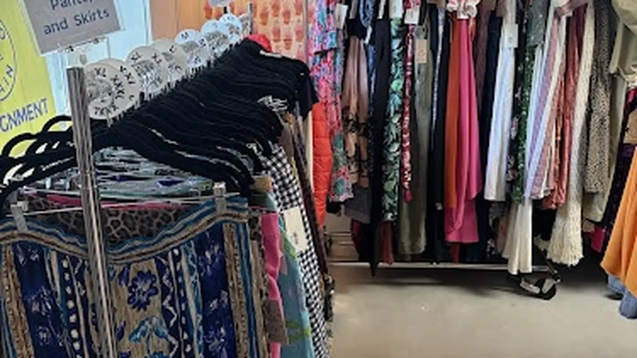 Consignment store in Crozet, Virginia: Hello Again Consignment