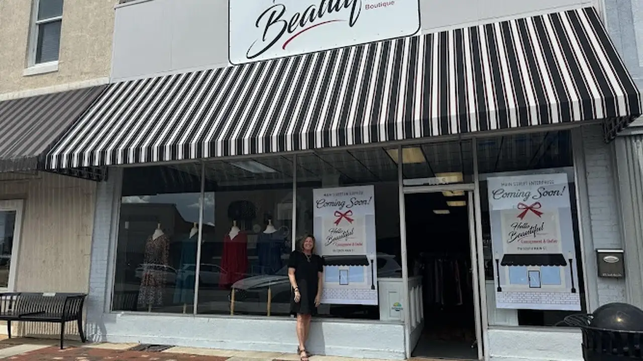Consignment store in Enterprise, Alabama: Hello Beautiful Consignment and Outlet