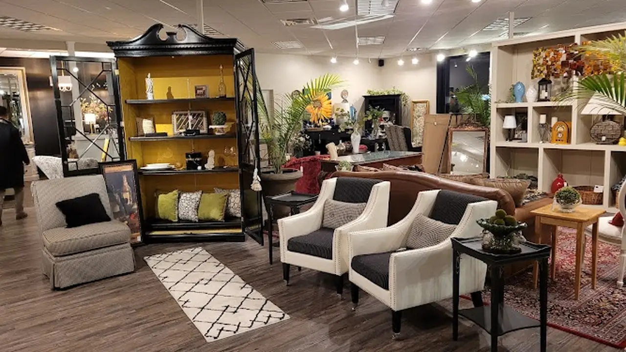 Consignment store in Williamsville, New York: Hertel Home Consignment