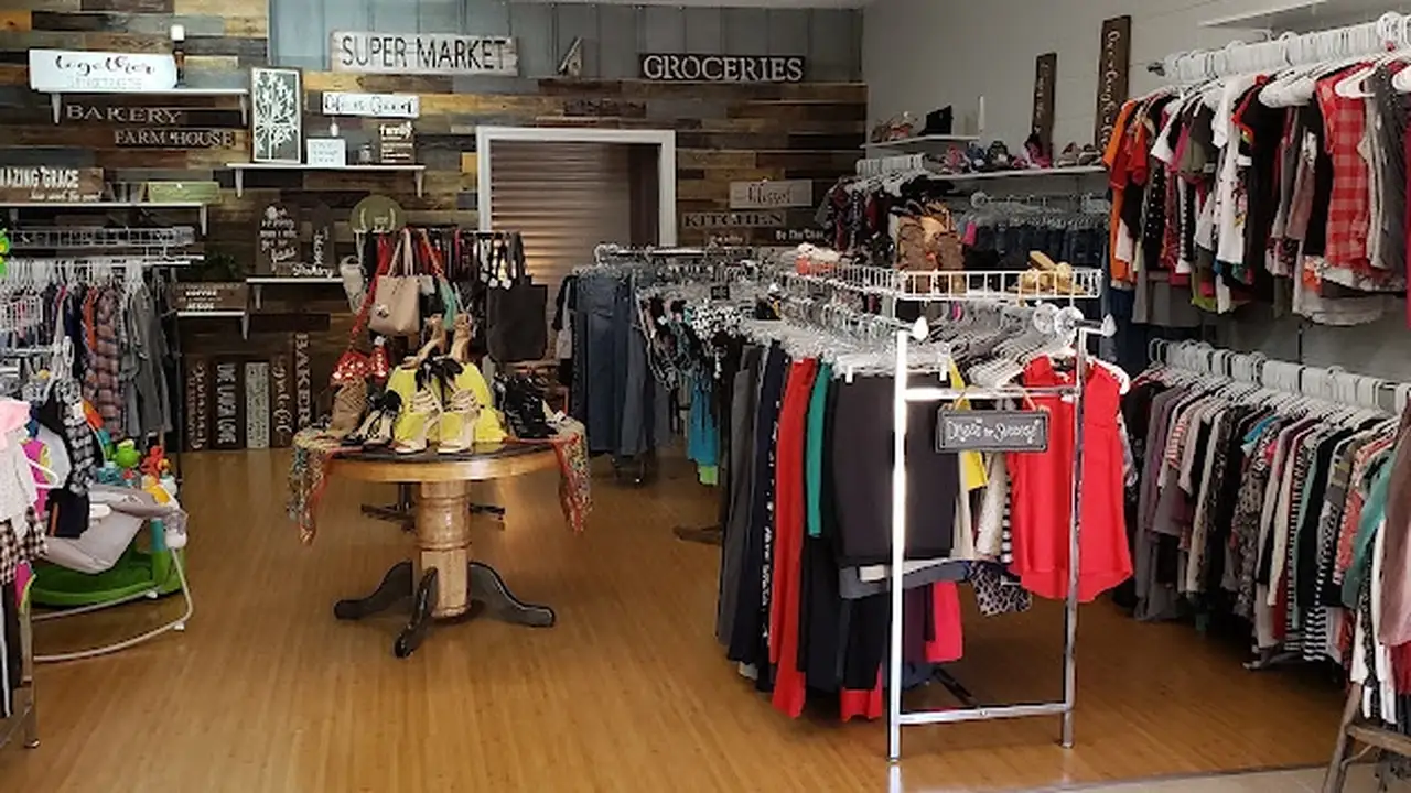 Consignment store in Lakeland, Florida: Hidden Gem Consignment