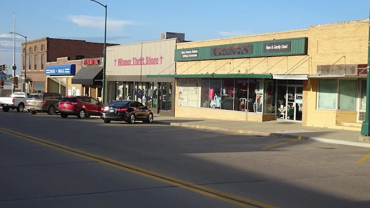 Consignment store in Winner, South Dakota: Hidden Gems Consignment