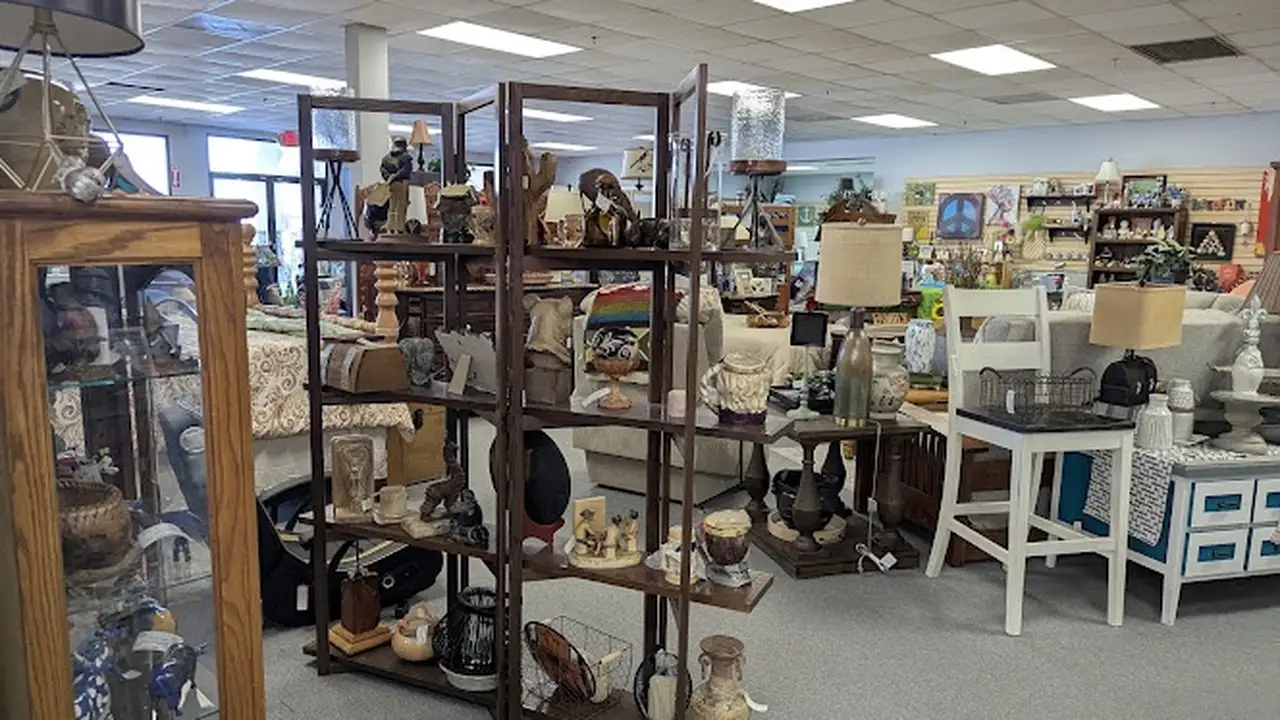 Consignment store in Houston, Texas: Hidden Treasures