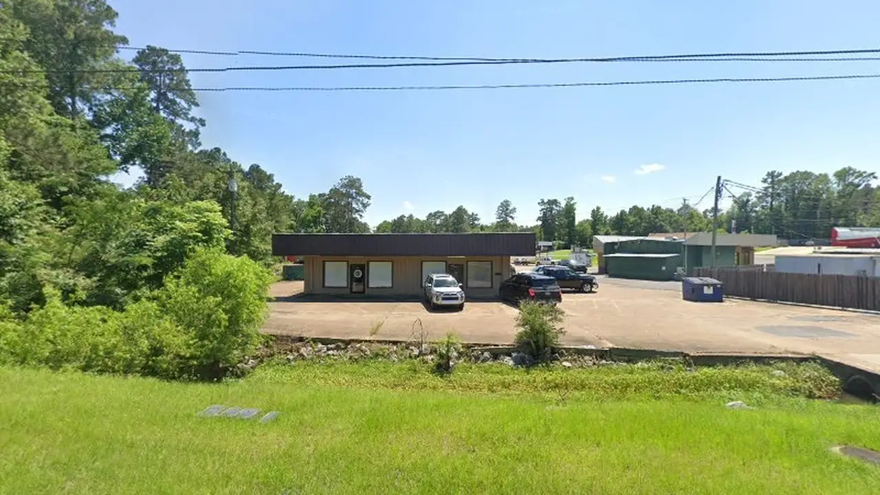 Consignment store in Ball, Louisiana: Hopefully Yours