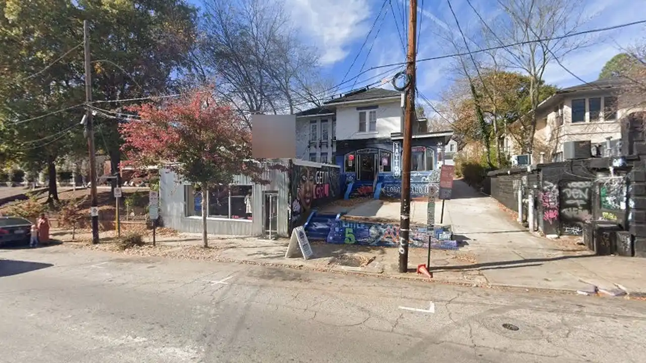 Consignment store in Atlanta, Georgia: House of Majeure