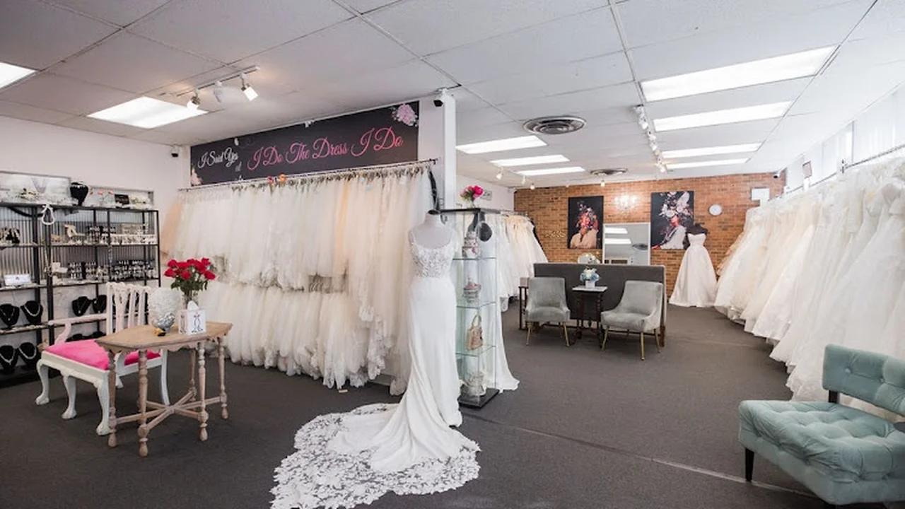 Consignment store in San Antonio, Texas: I Do The Dress I Do Wedding Dresses San Antonio