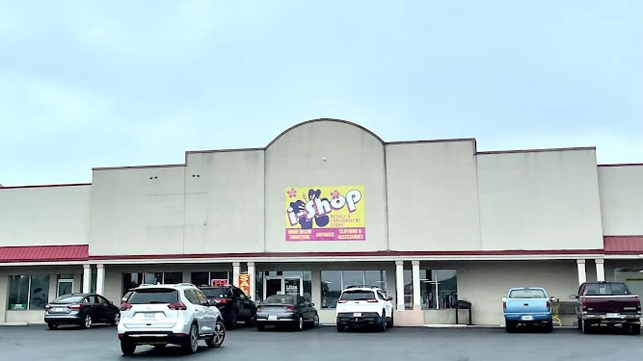 Consignment store in Cuba, Missouri: I Shop Resale & Consignment