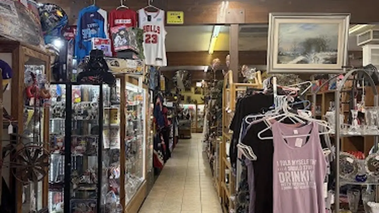 Consignment store in Modesto, California: Incredible Finds