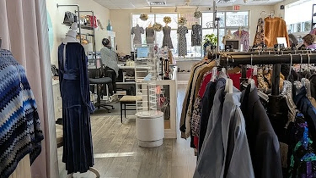 Consignment store in Cary, North Carolina: J'Adore Boutique
