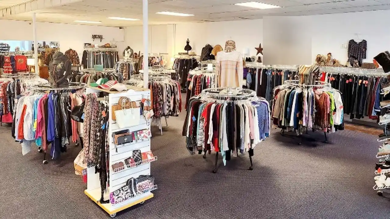 Consignment store in Greenville, Ohio: J&M Consignment