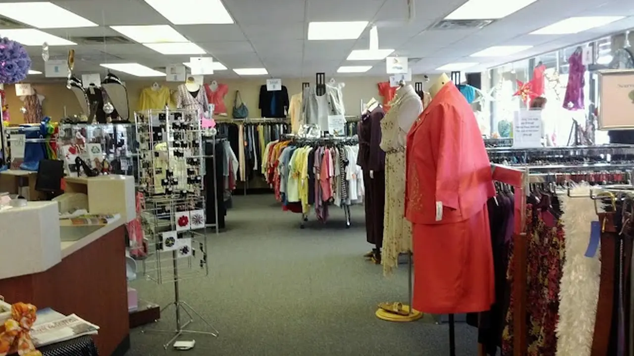 Consignment store in Tulsa, Oklahoma: Jamie's Exclusively Plus