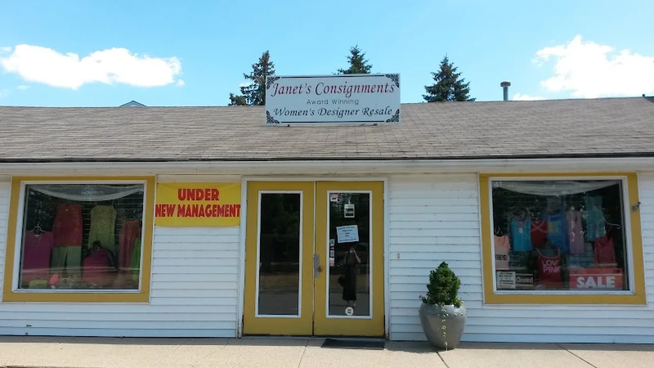 Consignment store in South Easton, Massachusetts: Janet's Consignments