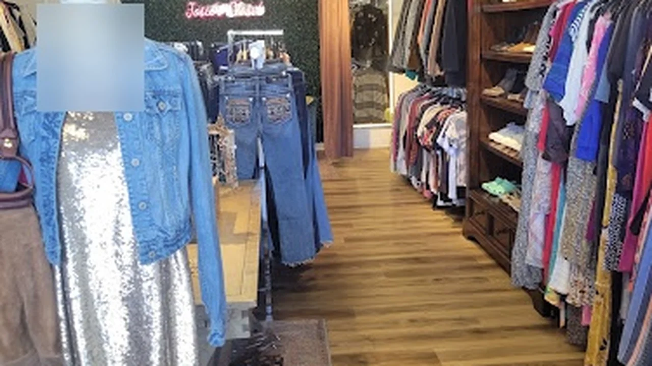 Consignment store in Boulder City, Nevada: Josie’s Closet