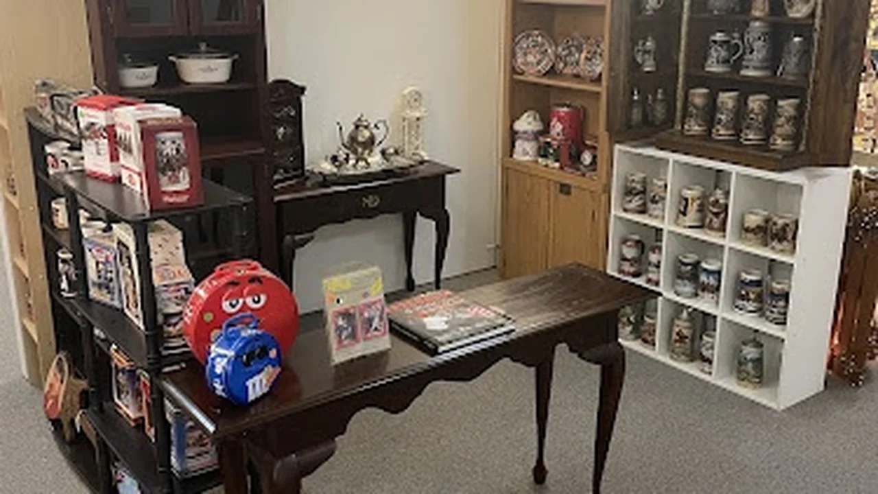 Consignment store in Chambersburg, Pennsylvania: Js and Ks Finds