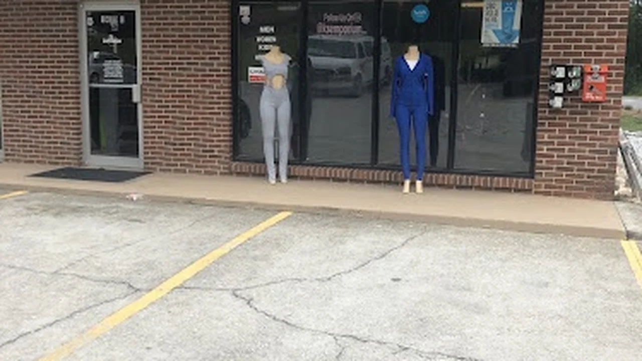 Consignment store in Fayetteville, Georgia: K's Emporium