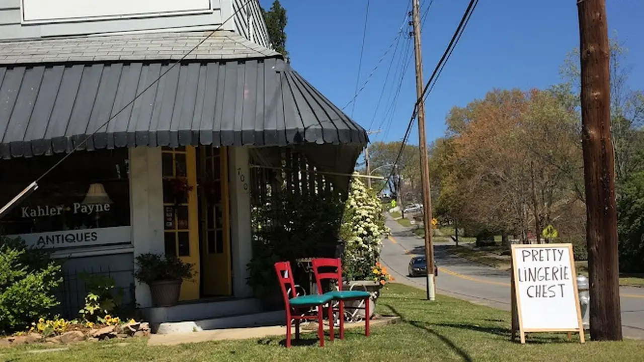Consignment store in Little Rock, Arkansas: Kahler-Payne Antiques