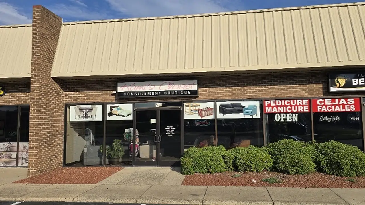 Consignment store in Pineville, North Carolina: Kami's Closet Consignment Boutique