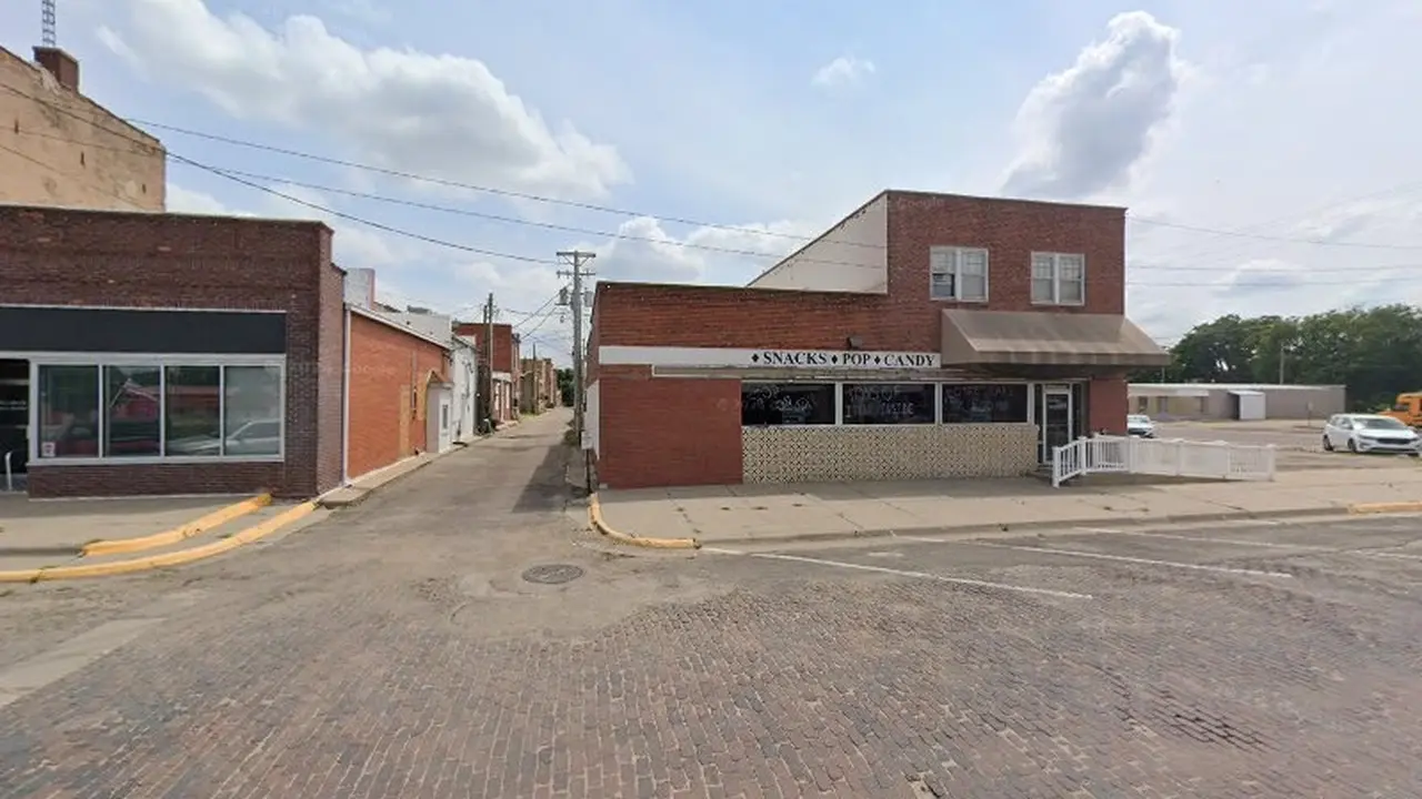 Consignment store in Belleville, Kansas: Kansas Pete's Emporium