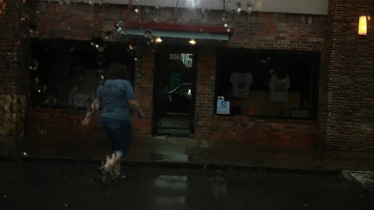 Consignment store in Silsbee, Texas: KeePhee's Custom Boutique
