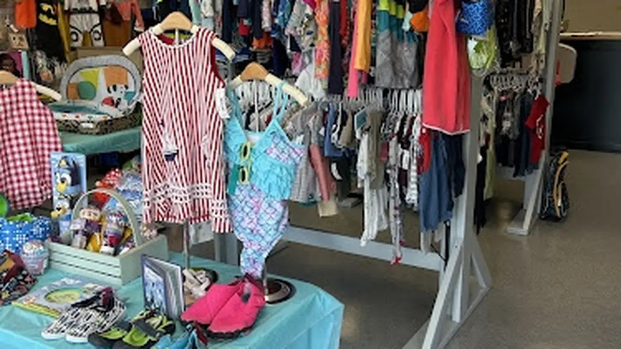 Consignment store in Fayetteville, Georgia: Kid You Not Kids Consignment