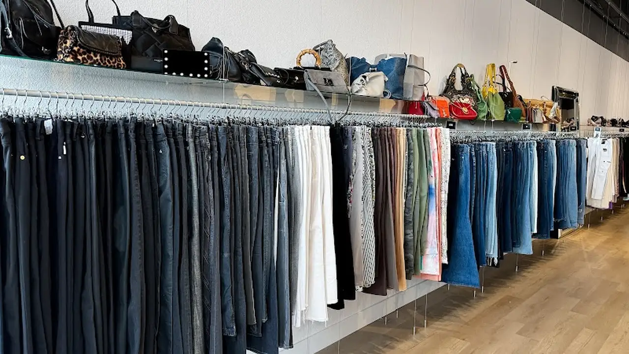 Consignment store in Greenwood Village, Colorado: Kit's Boutique