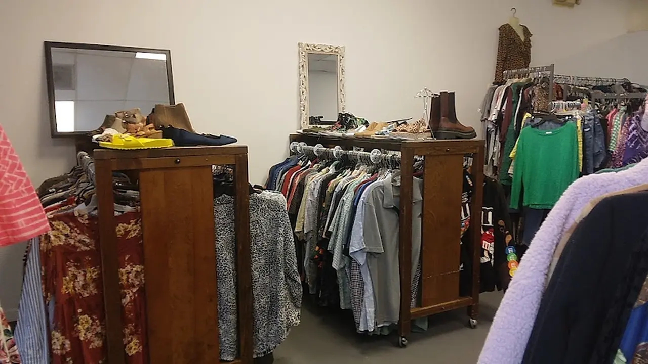 Consignment store in Ocala, Florida: Kreyol Threads