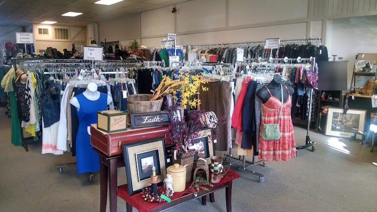 Consignment store in Fergus Falls, Minnesota: Krupke's Konsignments