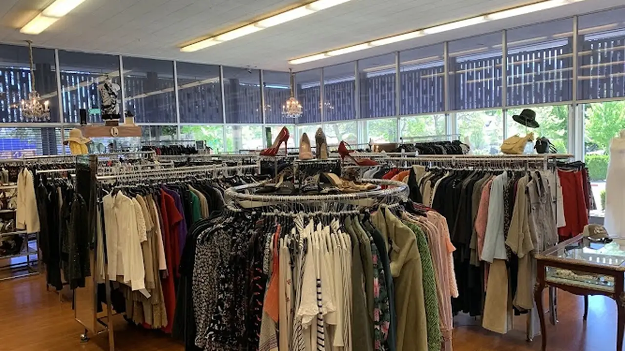 Consignment store in Reno, Nevada: Labels Consignment Boutique