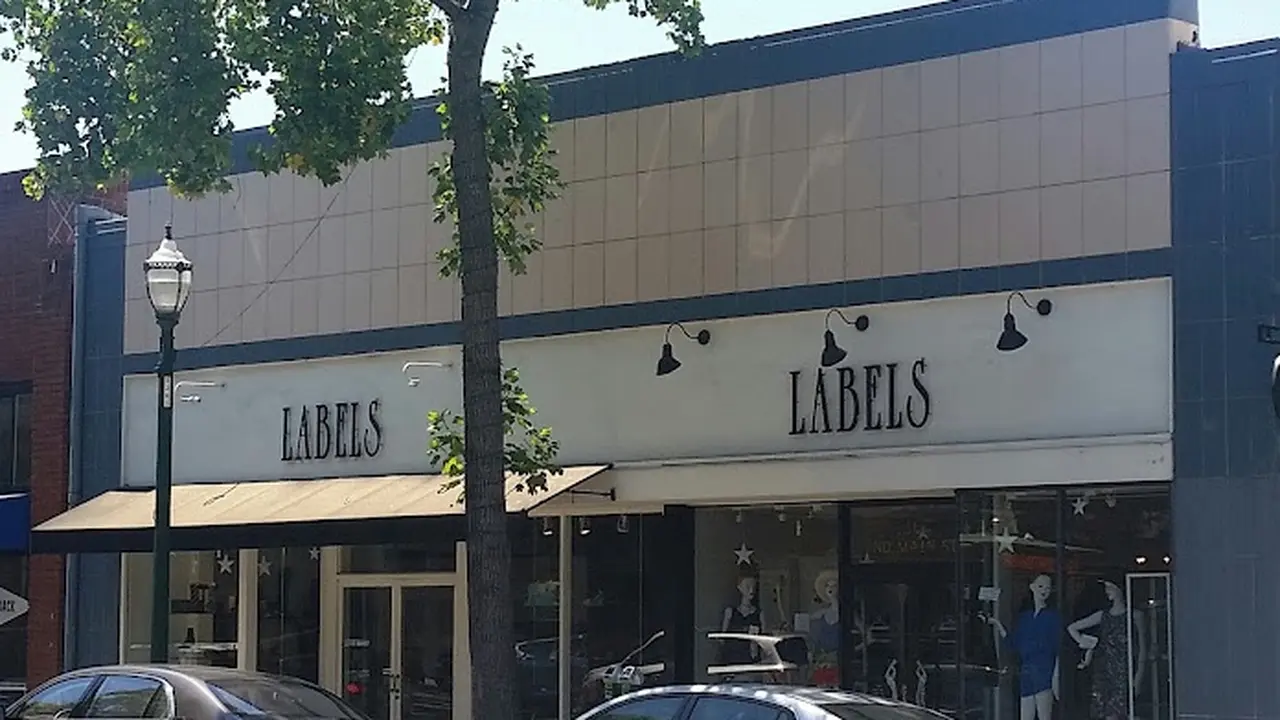 Consignment store in Walnut Creek, California: Labels Luxury Consignment