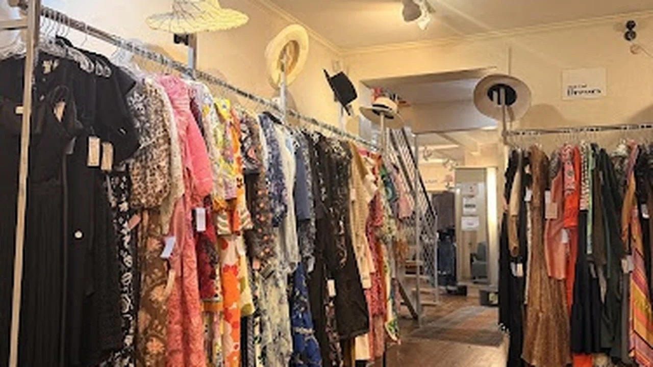 Consignment store in Atlanta, Georgia: Labels Resale Boutique