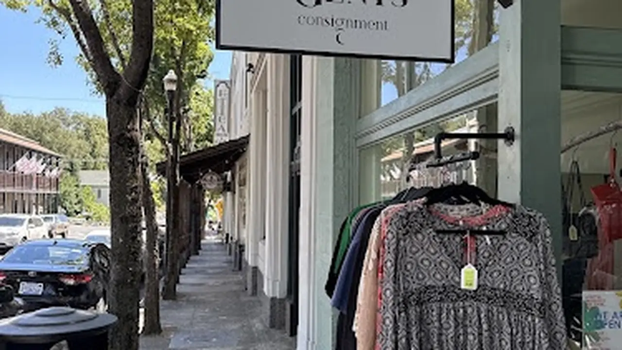 Consignment store in Murphys, California: Ladies & Gents Consignment
