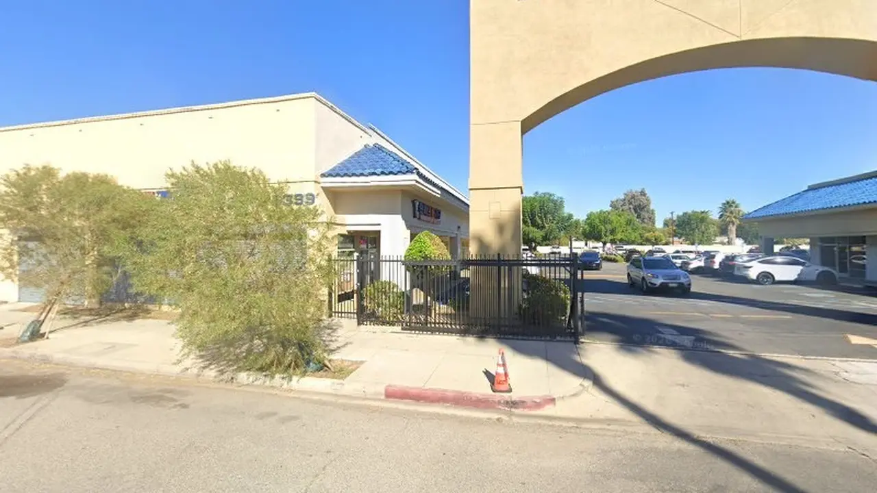 Consignment store in Van Nuys, California: LBCS Services