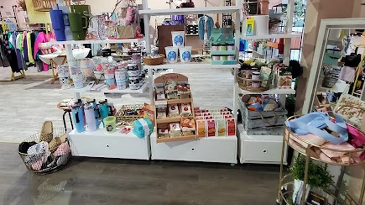 Consignment store in Jackson, Tennessee: LD2 Consignment