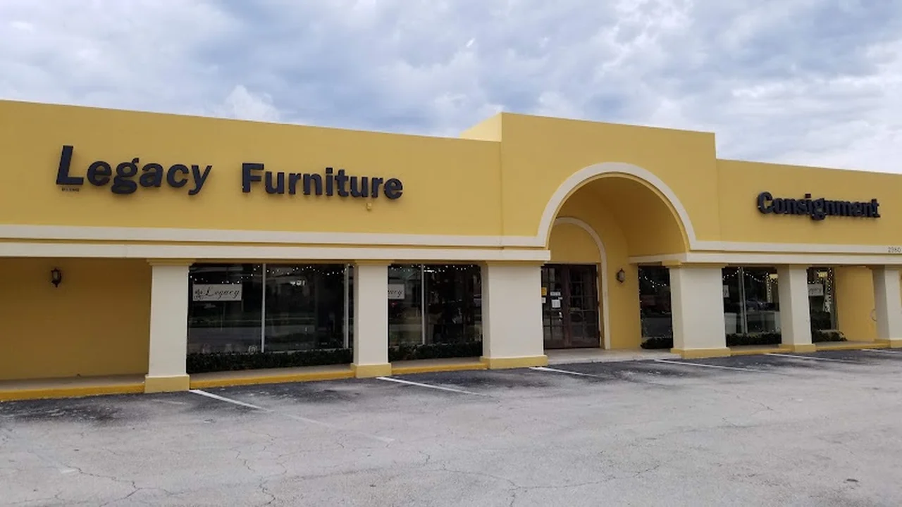 Consignment store in Boca Raton, Florida: Legacy Estate & Home Furnishings Consignment