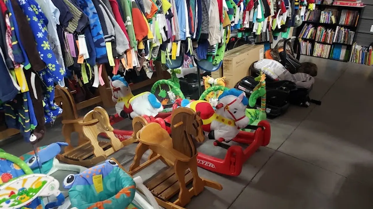 Consignment store in Martinsburg, Pennsylvania: Little Kidz Blessings