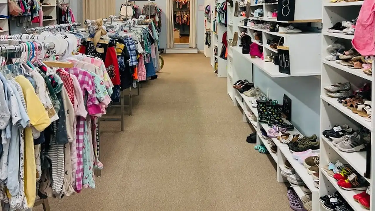 Consignment store in Brunswick, Georgia: Little Threads Children’s Consignment