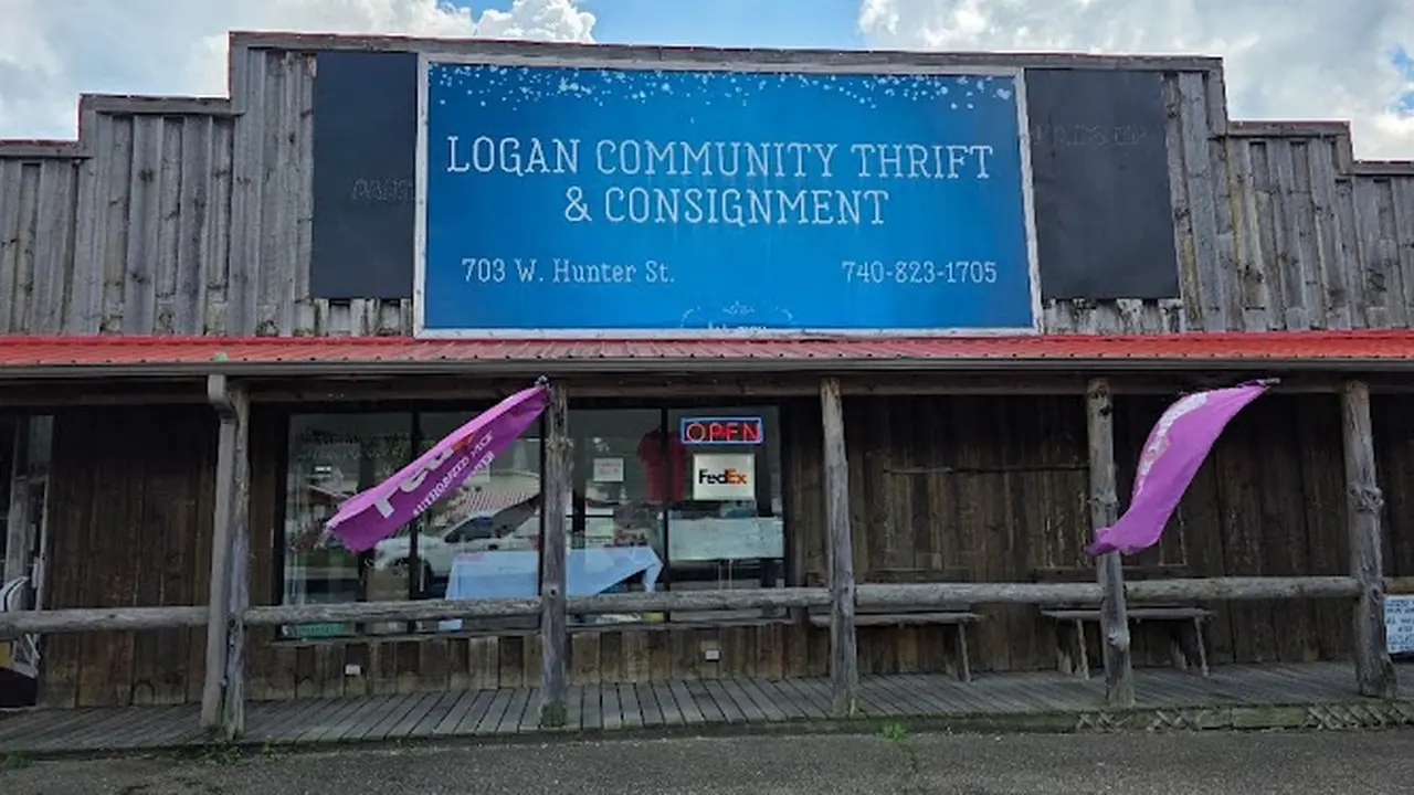 Consignment store in Logan, Ohio: Logan Community Thrift & Consignment