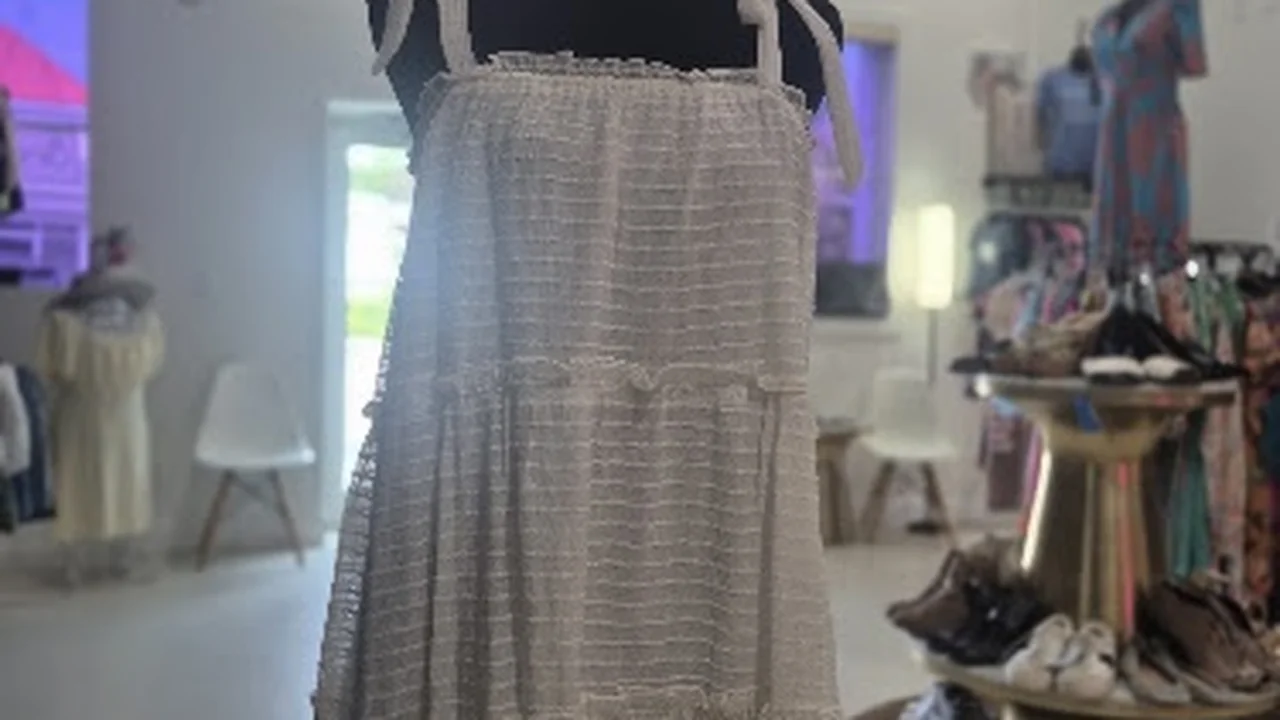 Consignment store in Okeechobee, Florida: Lollie's Family Consignment Boutique