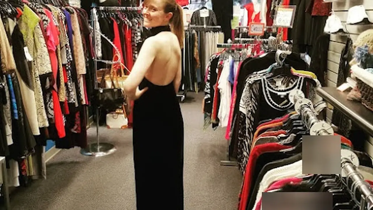 Consignment store in San Diego, California: Looks Better On Me Resale & Consignment