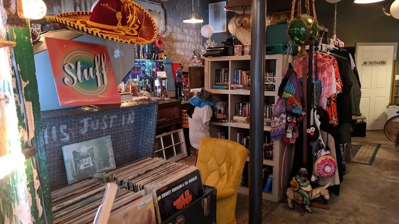 Consignment store in Salisbury, North Carolina: Lost & Found