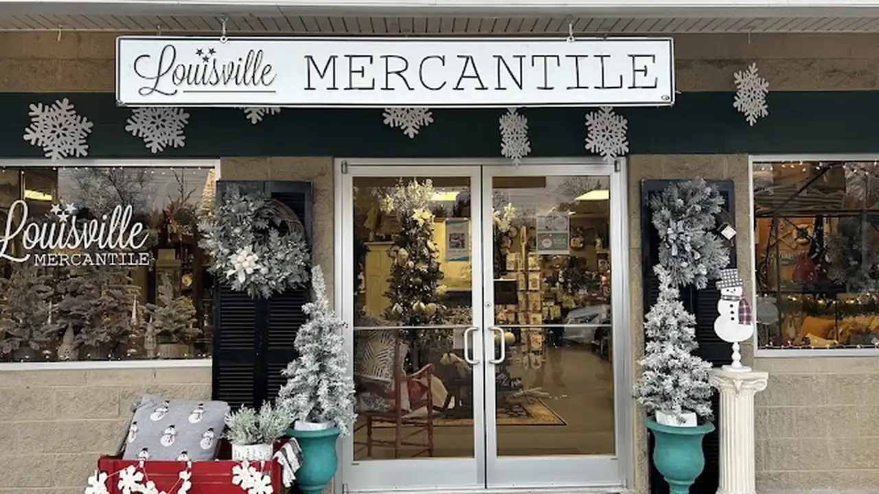 Consignment store in Louisville, Tennessee: Louisville Mercantile