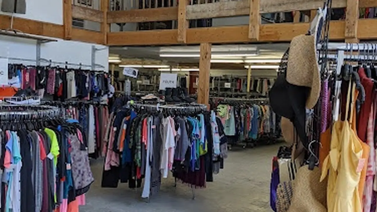 Consignment store in Huntingdon, Pennsylvania: Love it