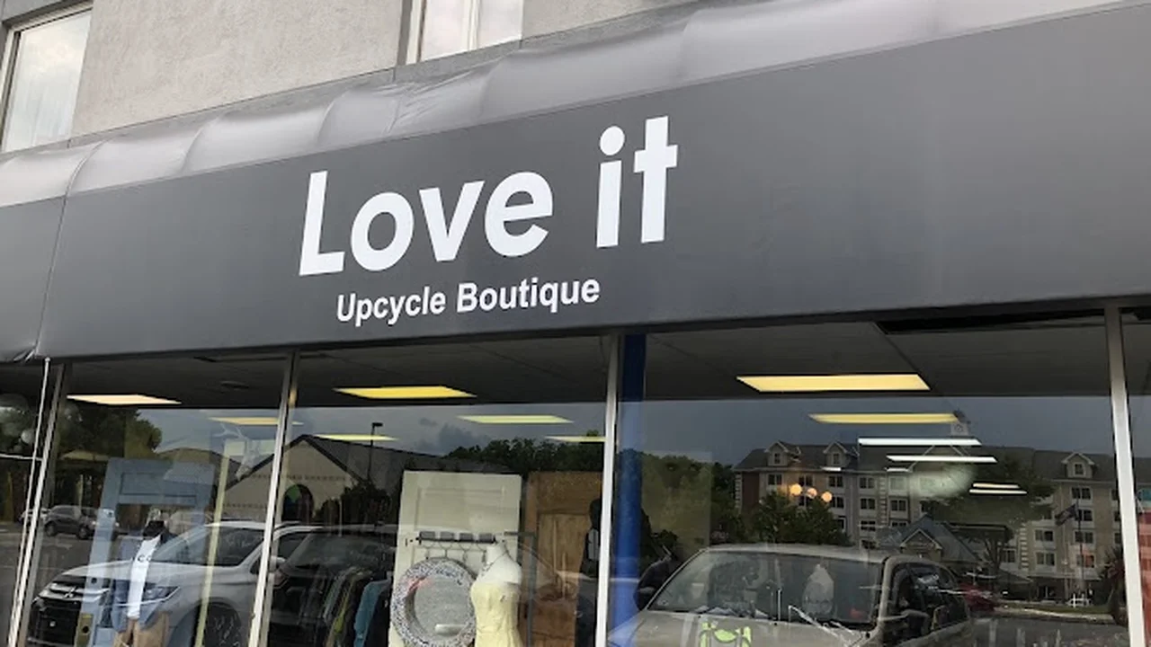 Consignment store in State College, Pennsylvania: Love it