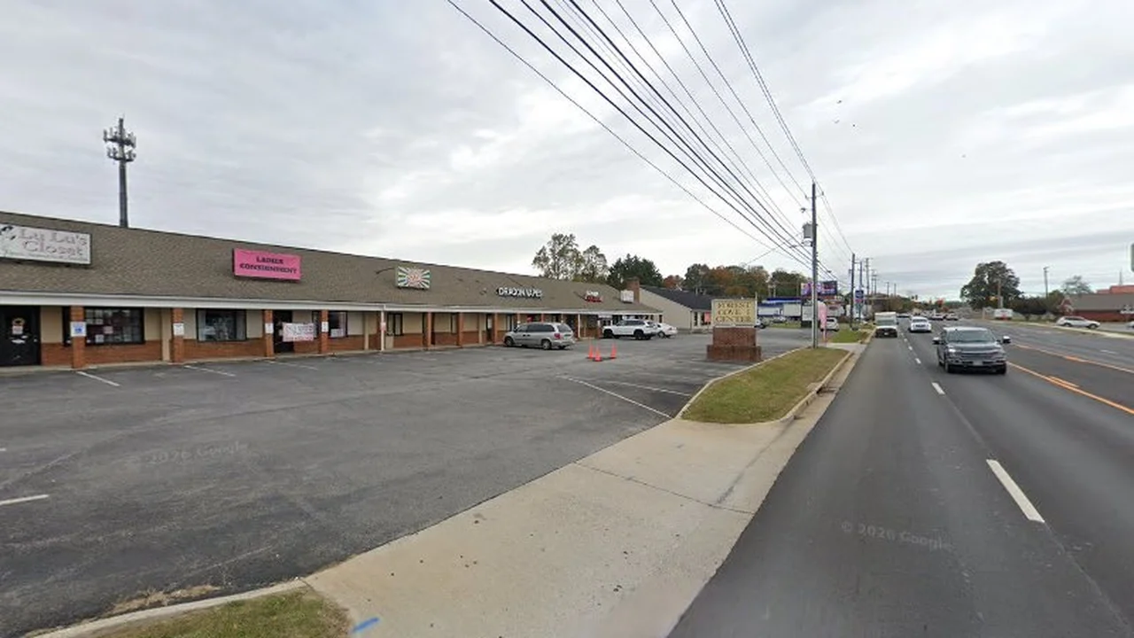 Consignment store in Forest, Virginia: Lulu's Closet Consignment & Boutique