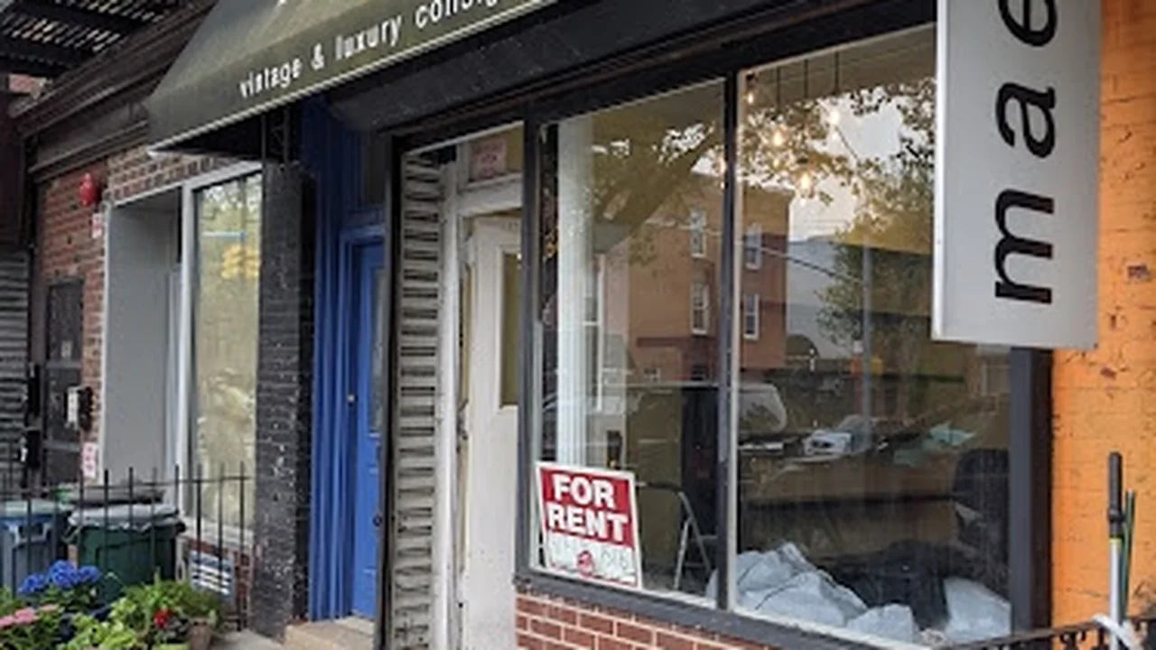 Consignment store in Brooklyn, New York: m.a.e. Brooklyn