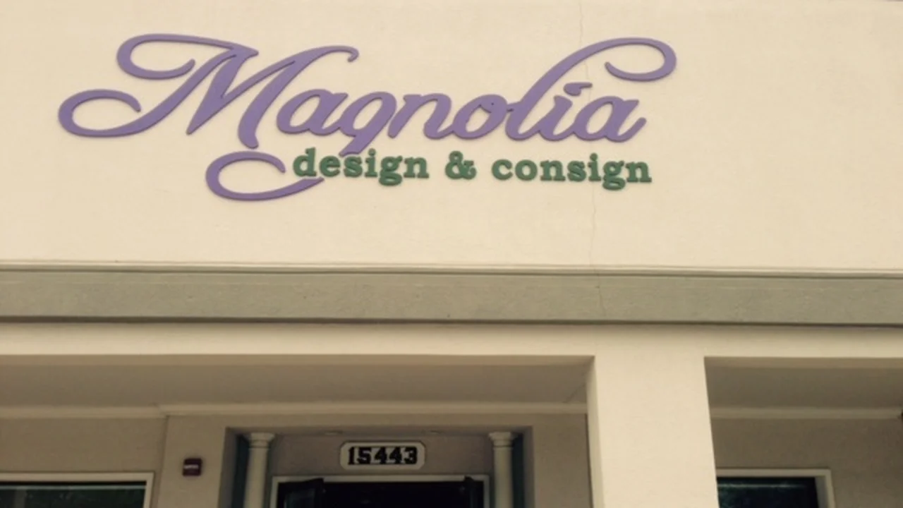 Consignment store in Orland Park, Illinois: Magnolia Design & Consign